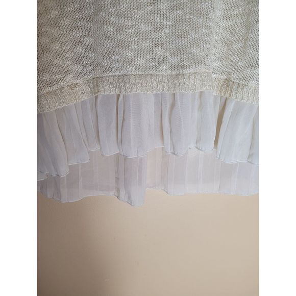 En Creme Split Back Sweater - Picture 4 of 7